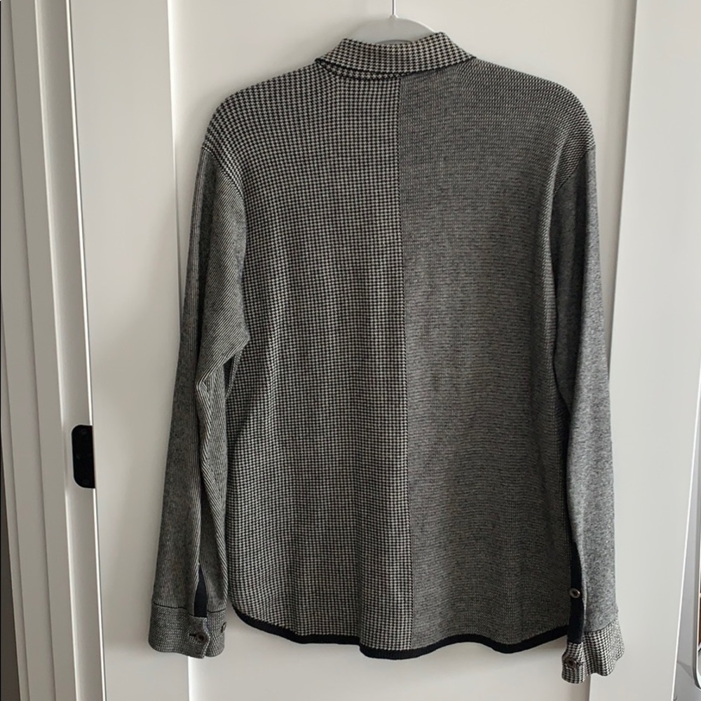 Sweater - Picture 4 of 4